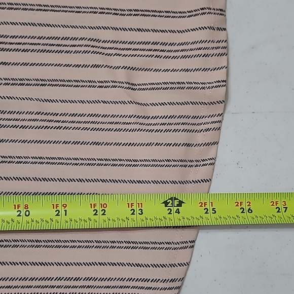 Adrianna Papell Light Pink & Black Striped Sleeveless Top size Large - Picture 7 of 7